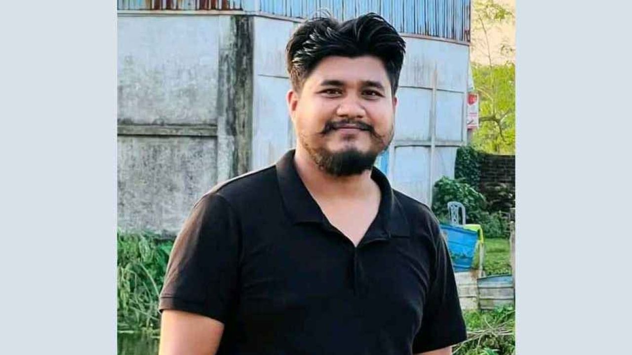 গাজীপুরে ১০৭ বোতল বিদেশি মদসহ মাদক ব্যবসায়ী গ্রেপ্তার