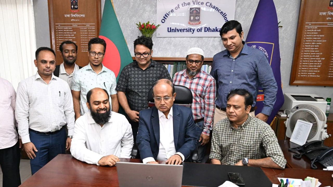 প্রযুক্তিনির্ভর সেবা প্রশাসনিক কার্যক্রমকে আরও দক্ষ, স্বচ্ছ ও জবাবদিহিমূলক করবে উপাচার্য