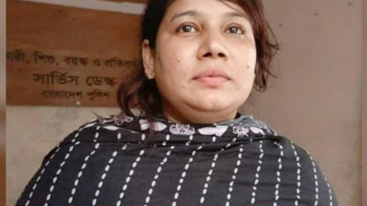 নরসিংদীতে  যুব মহিলা লীগ নেত্রী মনি গ্রেপ্তার