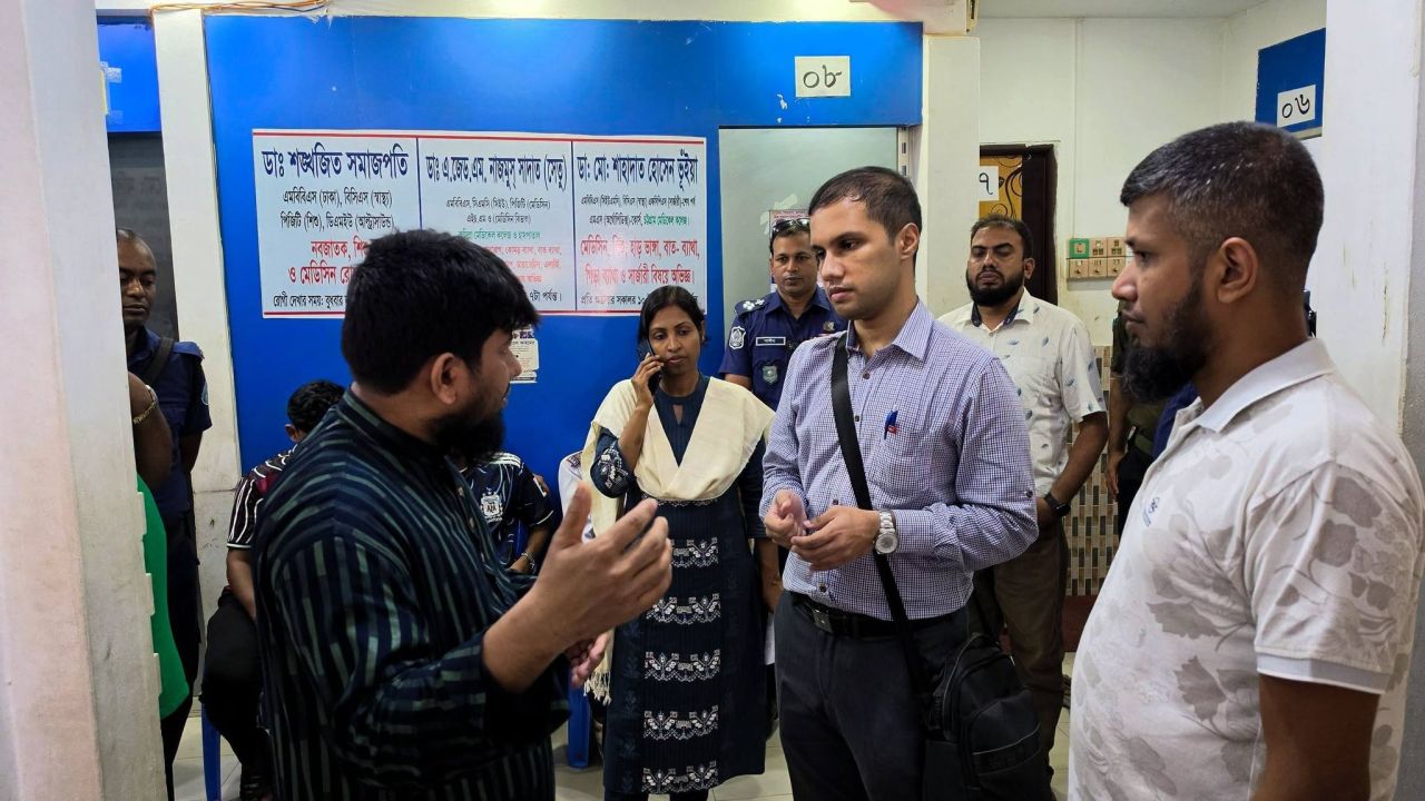 ব্রাহ্মণপাড়ায় হাসপাতাল-ডায়াগনস্টিক সেন্টারে প্রশাসনের অভিযান, জরিমানা ১০ হাজার