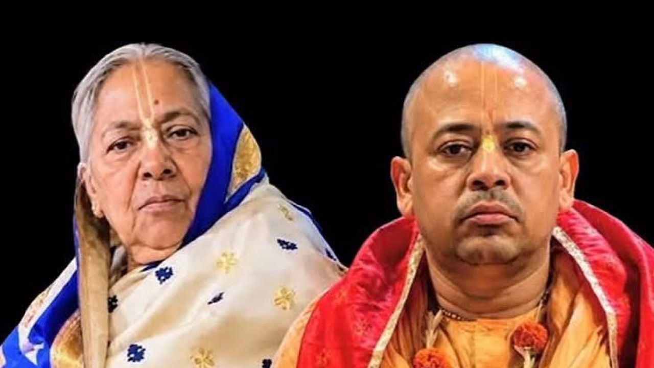 মায়ের শেষকৃত্যে অংশ নিতে পাঁচ ঘণ্টার প্যারোলে মুক্তি চিন্ময় কৃষ্ণ দাসের