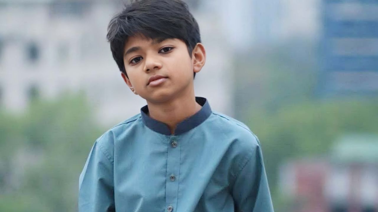 মায়ের আইফোন নিয়ে ছবি তুলতে বের হয়েছিল অপ্রতীম, ফিরল নিথর দেহে
