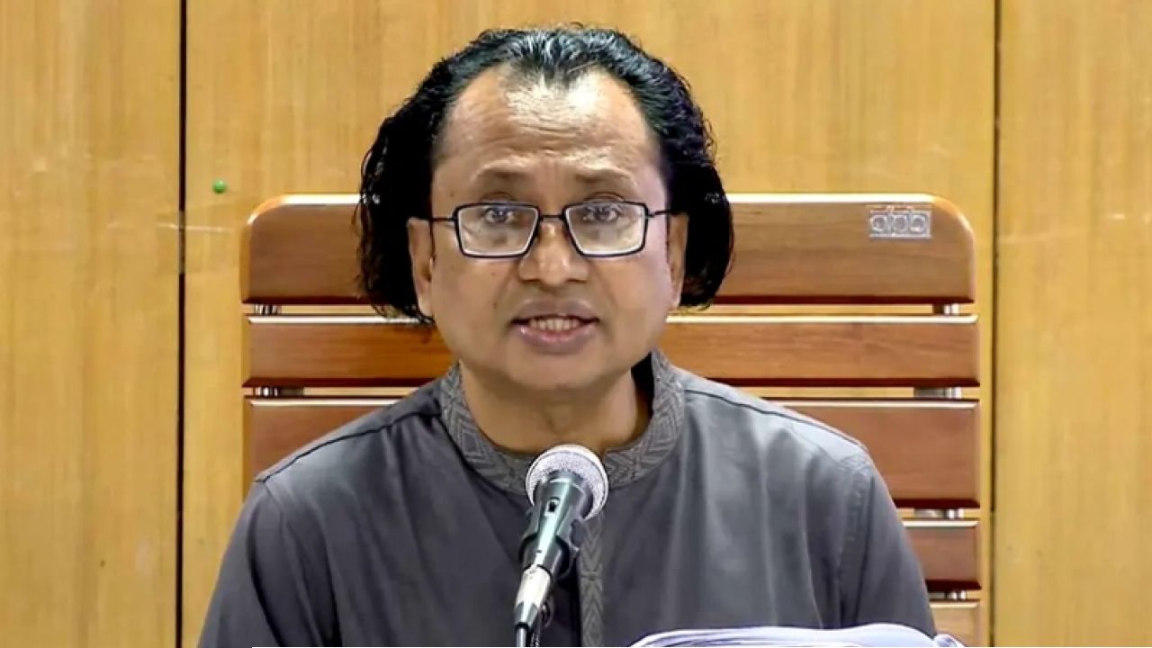 এলপিজি নির্ধারিত মূল্যে বিক্রি নিশ্চিত করতে ডিসিদের আইনগত ব্যবস্থা নেয়ার নির্দেশ